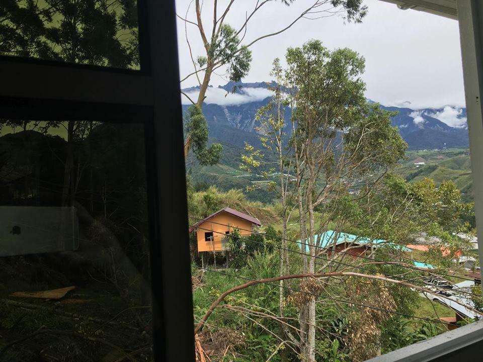 Azrien Homestay Kampong Kundassan Εξωτερικό φωτογραφία